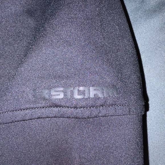 Under Armour Black and White Half-Zip Top - Picture 2 of 4